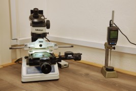 Digitální mikroskop a úchylkoměr Mitutoyo